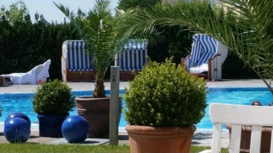 Ferienapartment Wiese & Meer Auf Ruegen Neddesitz Exterior foto